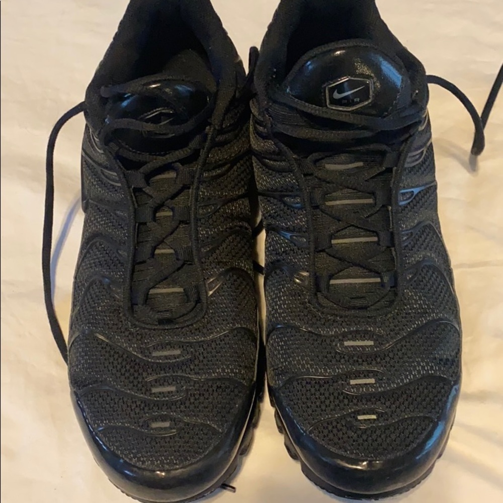 Men’s Nike Shoes Size  US 13